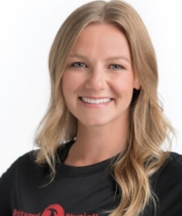 Jenn Schroeder, physiotherapist Jenn Schroeder, physiotherapist